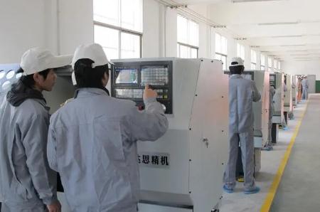 数控机床专业技术学校哪个好