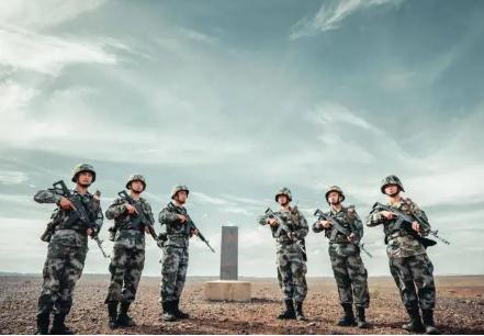 当祖国需要的时候歌词(高艳平/任建红)